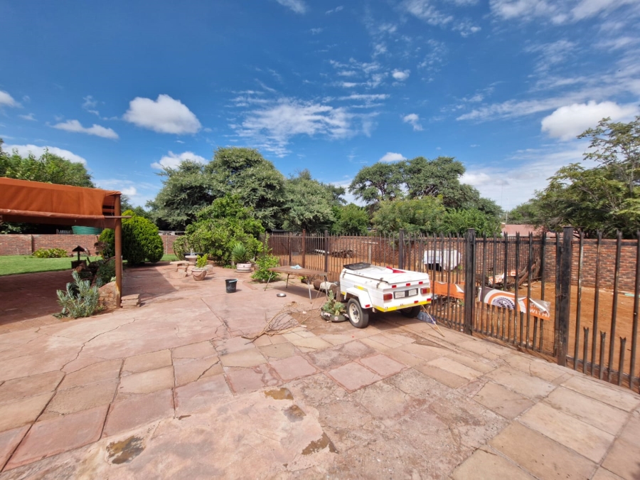 4 Bedroom Property for Sale in Kathu Northern Cape